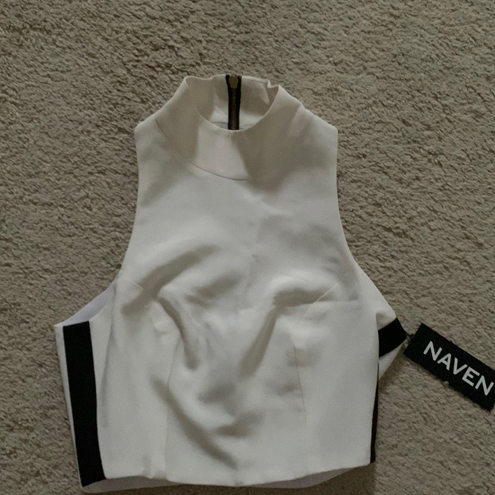 Naven Sporty Mod Top Mockneck Crop Tank Exposed Zipper